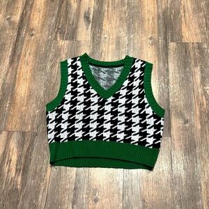 SHEIN Green and Black Houndstooth Knit Vest